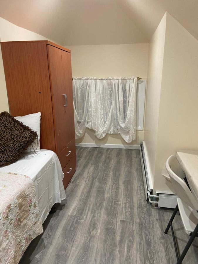 نيو يورك A Comfortable Room المظهر الخارجي الصورة
