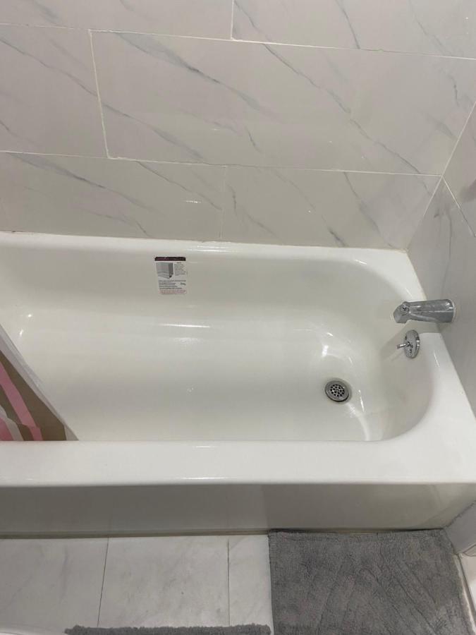 نيو يورك A Comfortable Room المظهر الخارجي الصورة